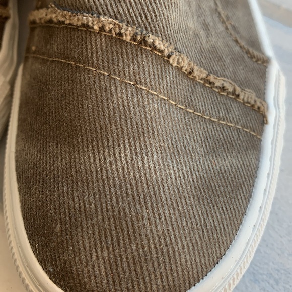 Blowfish Malibu High-Top Sneakers - Picture 8 of 13